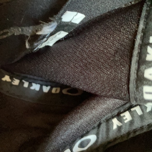 Oakley Classic Cap Flex Fit Mesh Size S/M - Picture 9 of 10